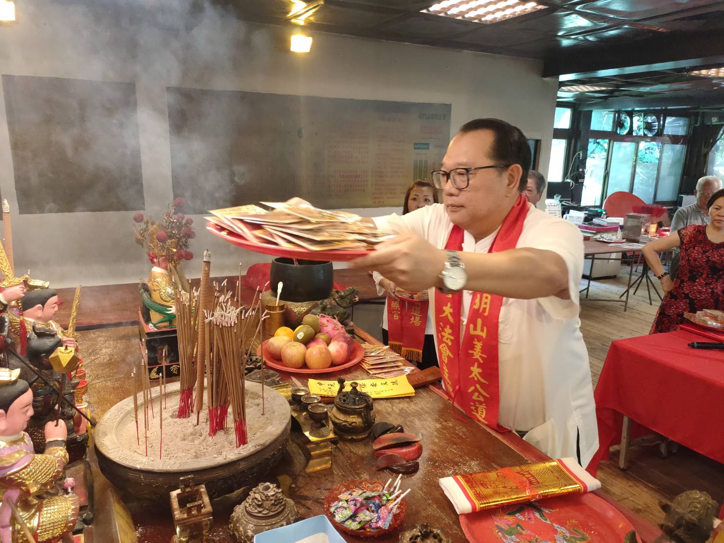 招財錢母有加持 悠遊卡發行姜太公開運卡